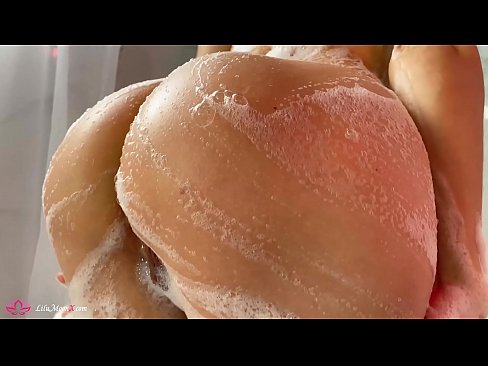 ❤️ Brunette Masturbates Pussy kalawan Vibrator mun Inténsitas Orgasme di Pancuran pelacur dina pornosu.image-kassir.ru ❌